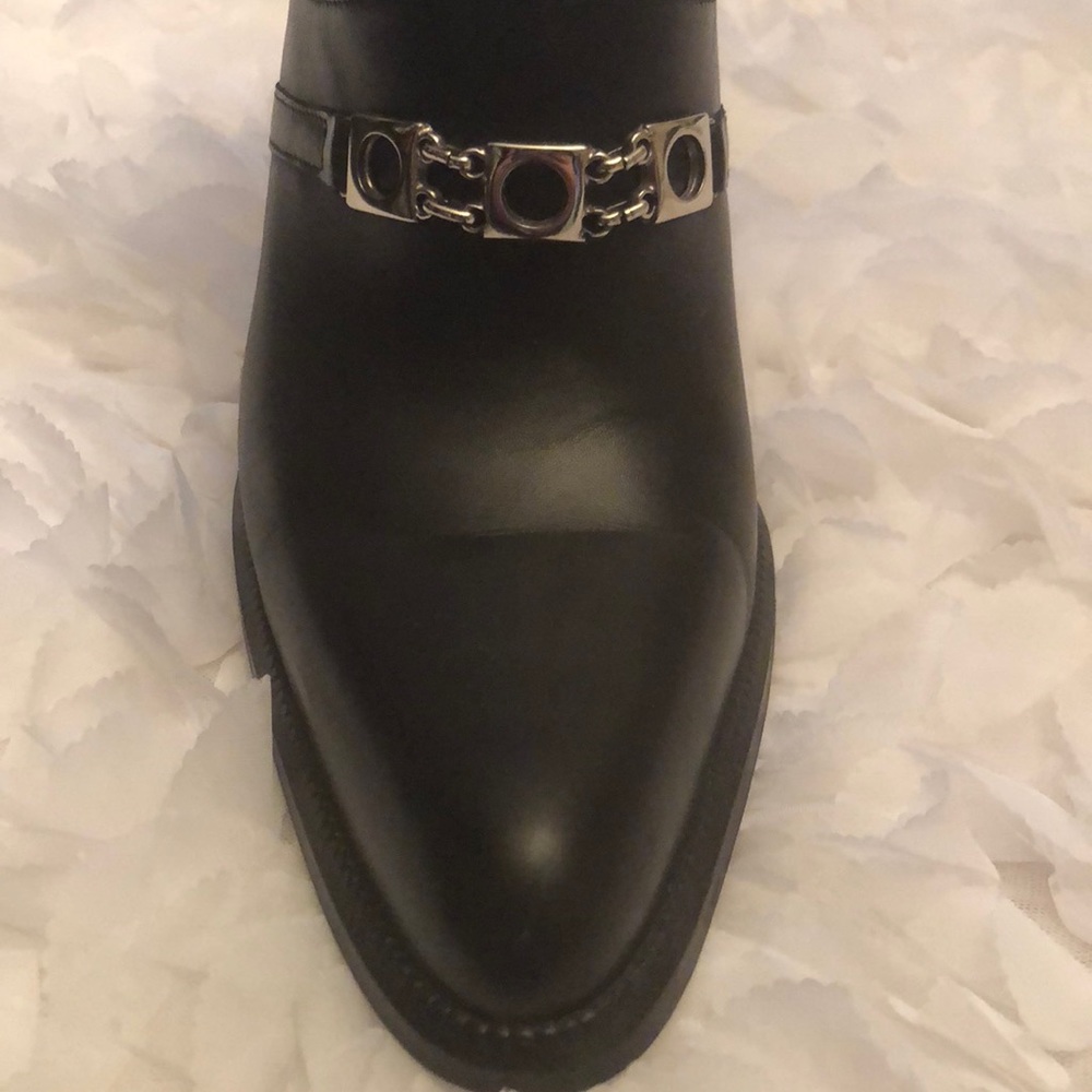 Grenfell shoes size 39 pristine Black with strap